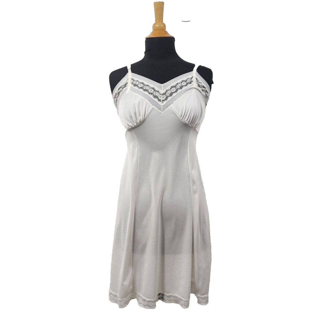 Vintage Seamprufe  Nylon Lace Full Slip Ivory Size Average 36 Semi-Sheer USA
